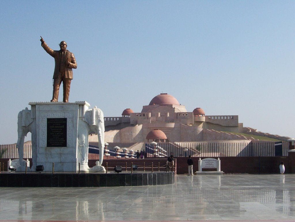 Ambedkar Memorial Park in Lucknow, sprawling park with statues, memorials and gardens