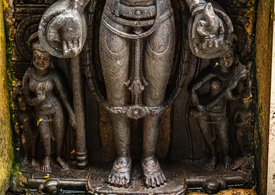 Lord Vishnu Idol at Vishnupad Temple Gaya